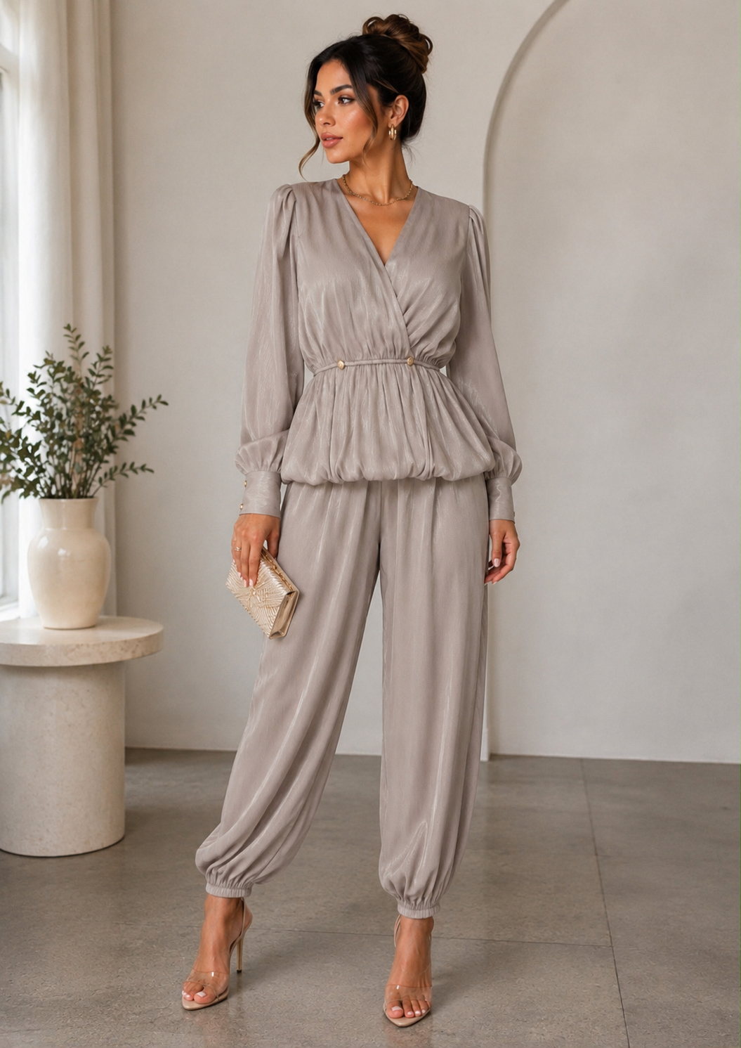 TM447 - Elegant Satin-Look Set