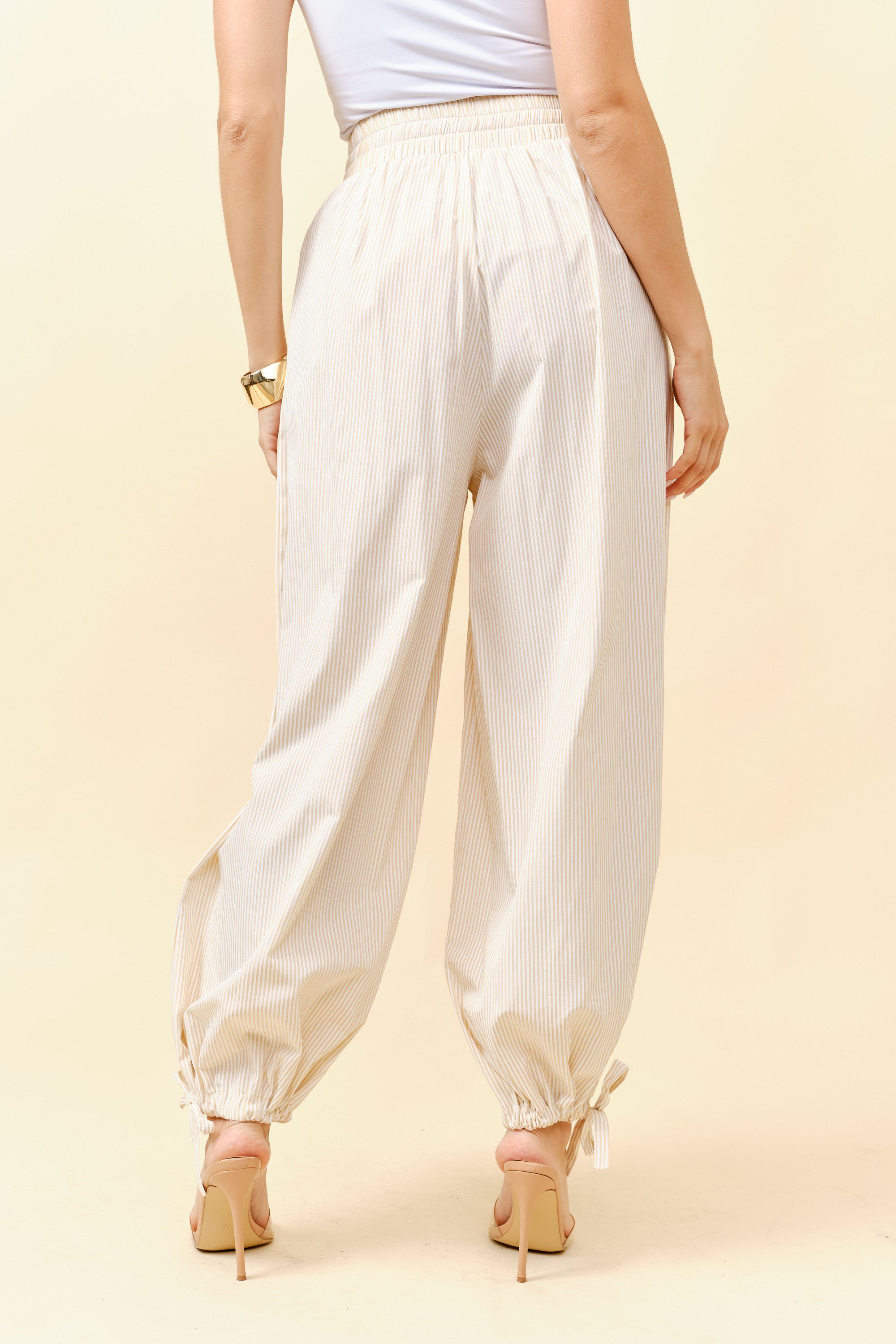 TCH0025- Striped Tapered Pants/ Pre-packed: S(2) – M(2) – L(2) – 6pcs