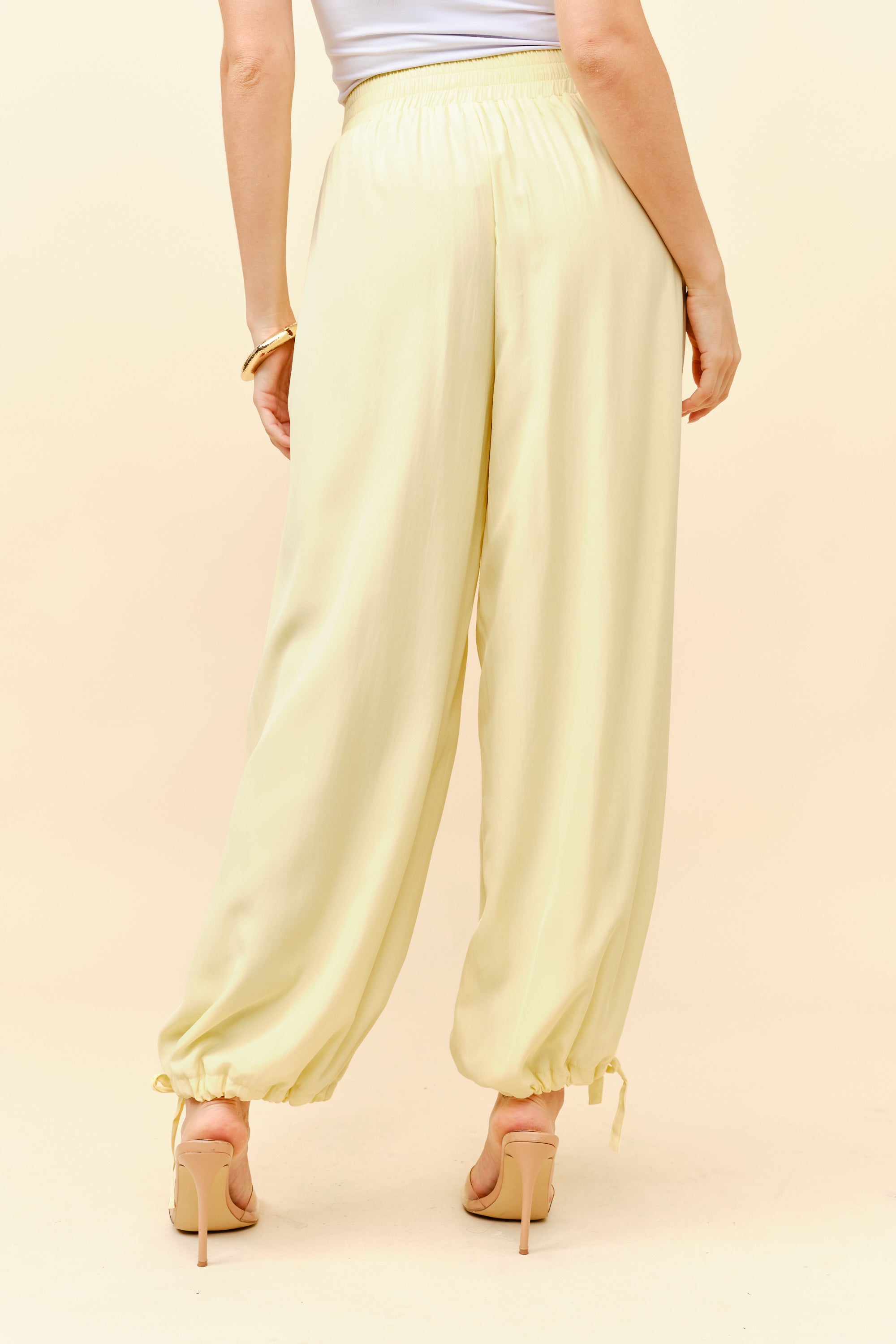 TCH0054- Harem Inspired Relaxed Fit Pants/ Pre-packed: S/M(4) – M/L(2) – 6pcs