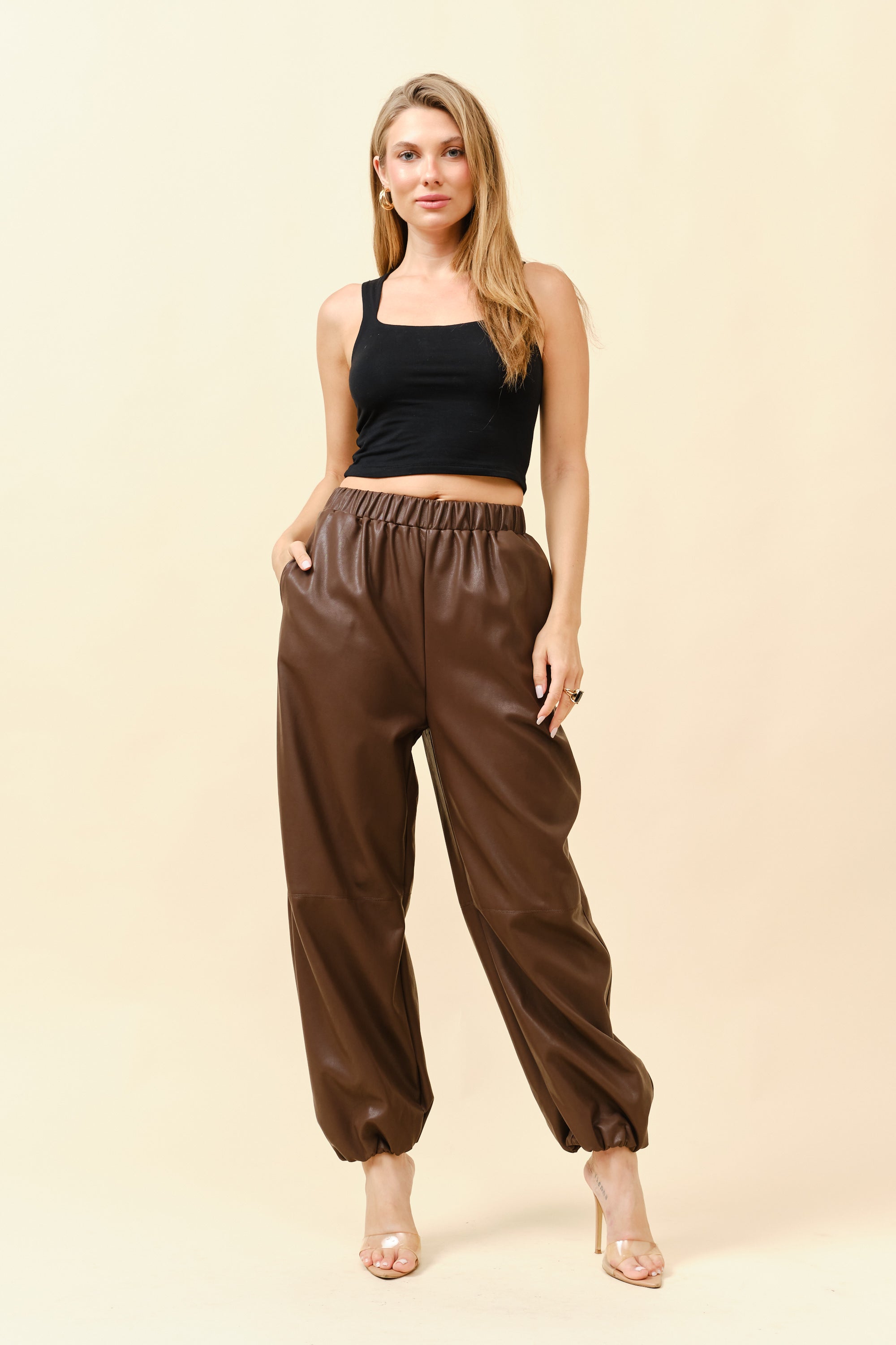 TCH1112- Elastic Faux Leather Pants/ Pre-packed: S(2) – M(2) – L(2) – 6pcs