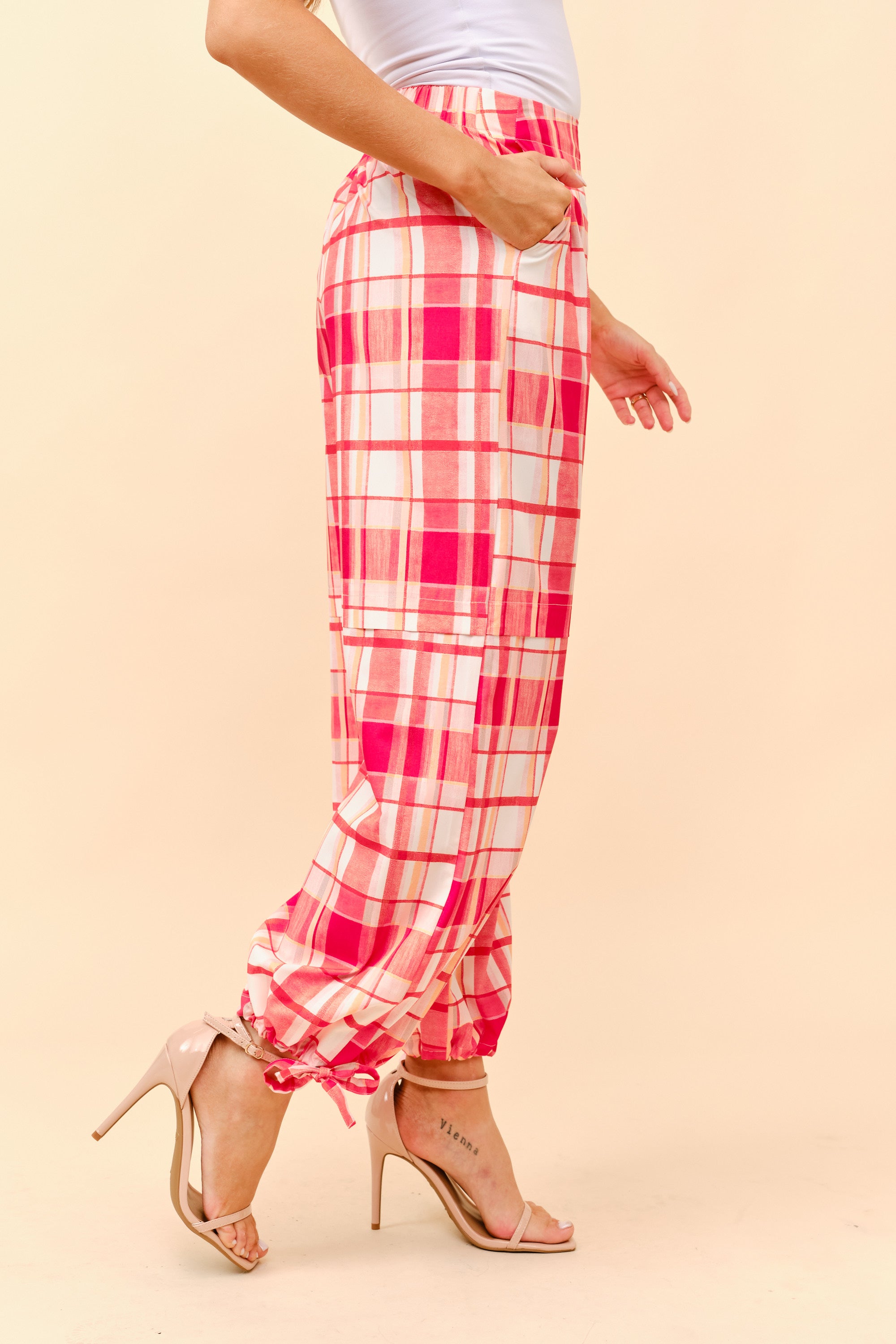 TCH0087- Plaid Cargo Pants with Ankle-Tie/ Pre-packed: S(2) – M(2) – L(2) – 6pcs
