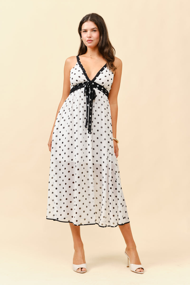 Retro-Chic Polka Dot Midi Dress