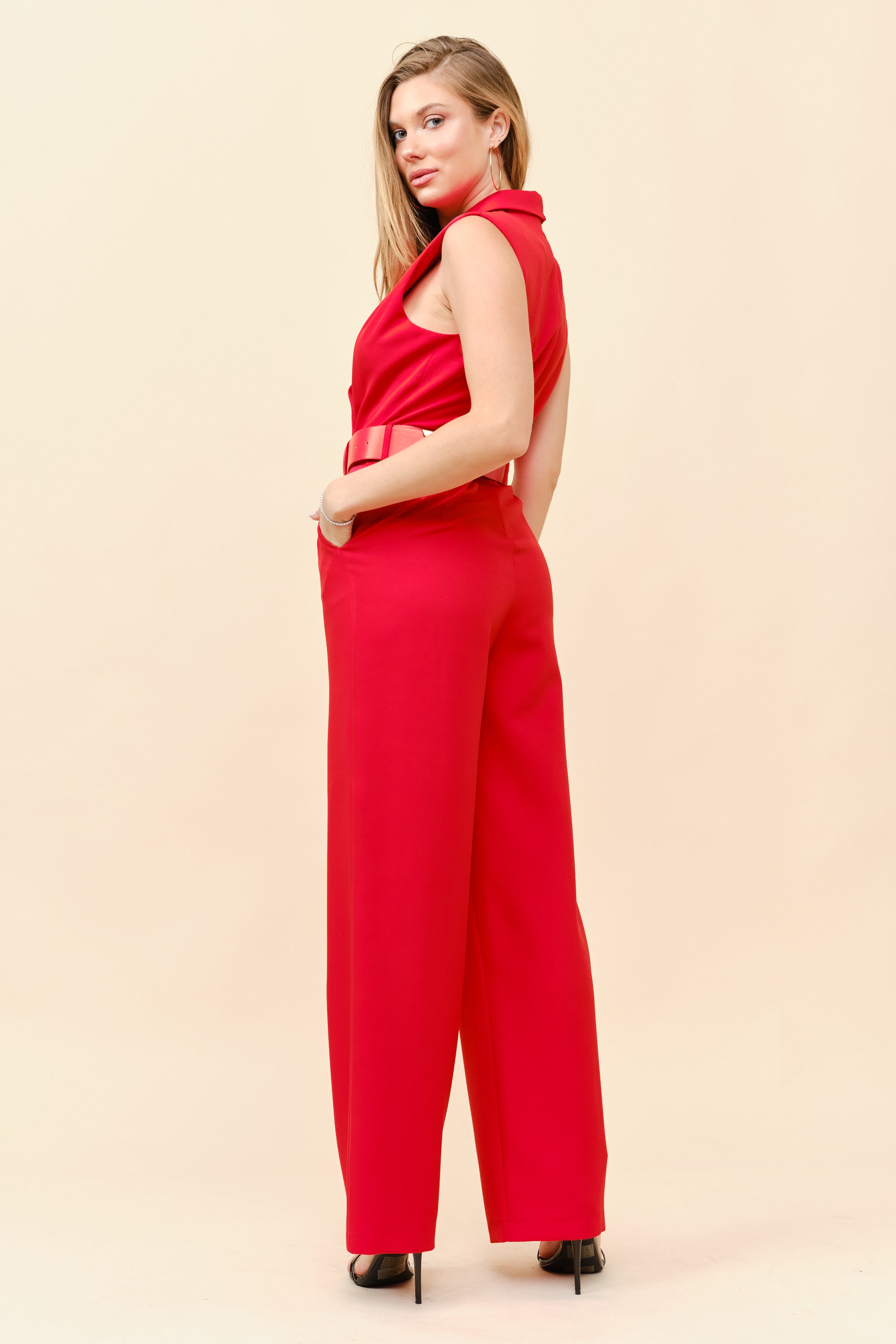 TCS0145- Sleeveless Notched Lapel Wide-Leg Jumpsuit with Belt/ Pre-packed: S(2) – M(2) – L(2) – 6pcs