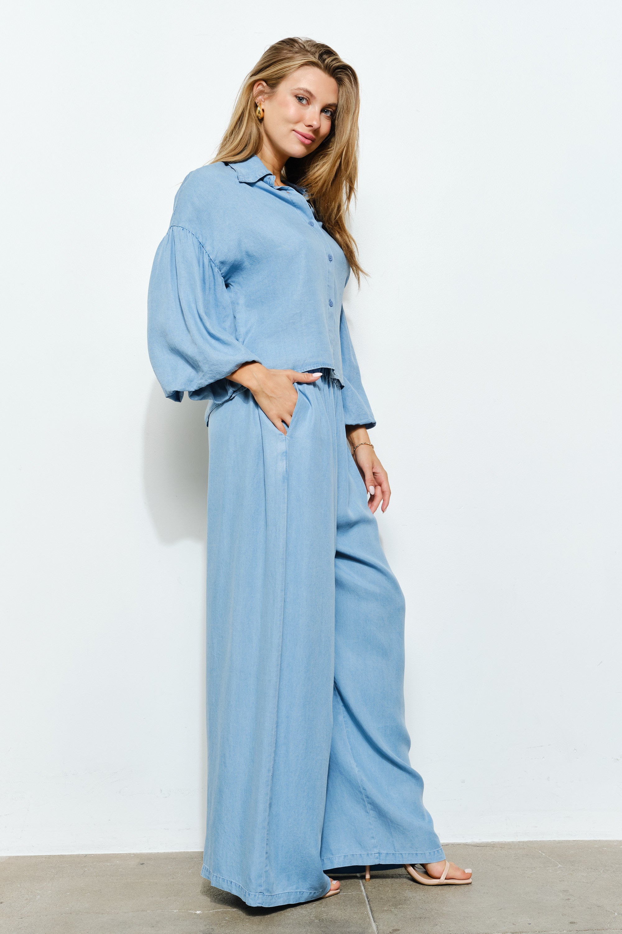 TCS2896 - Relaxed Fit Denim Two-Piece Set/ Pre-packed: S(2) – M(2) – L(2) – 6pcs