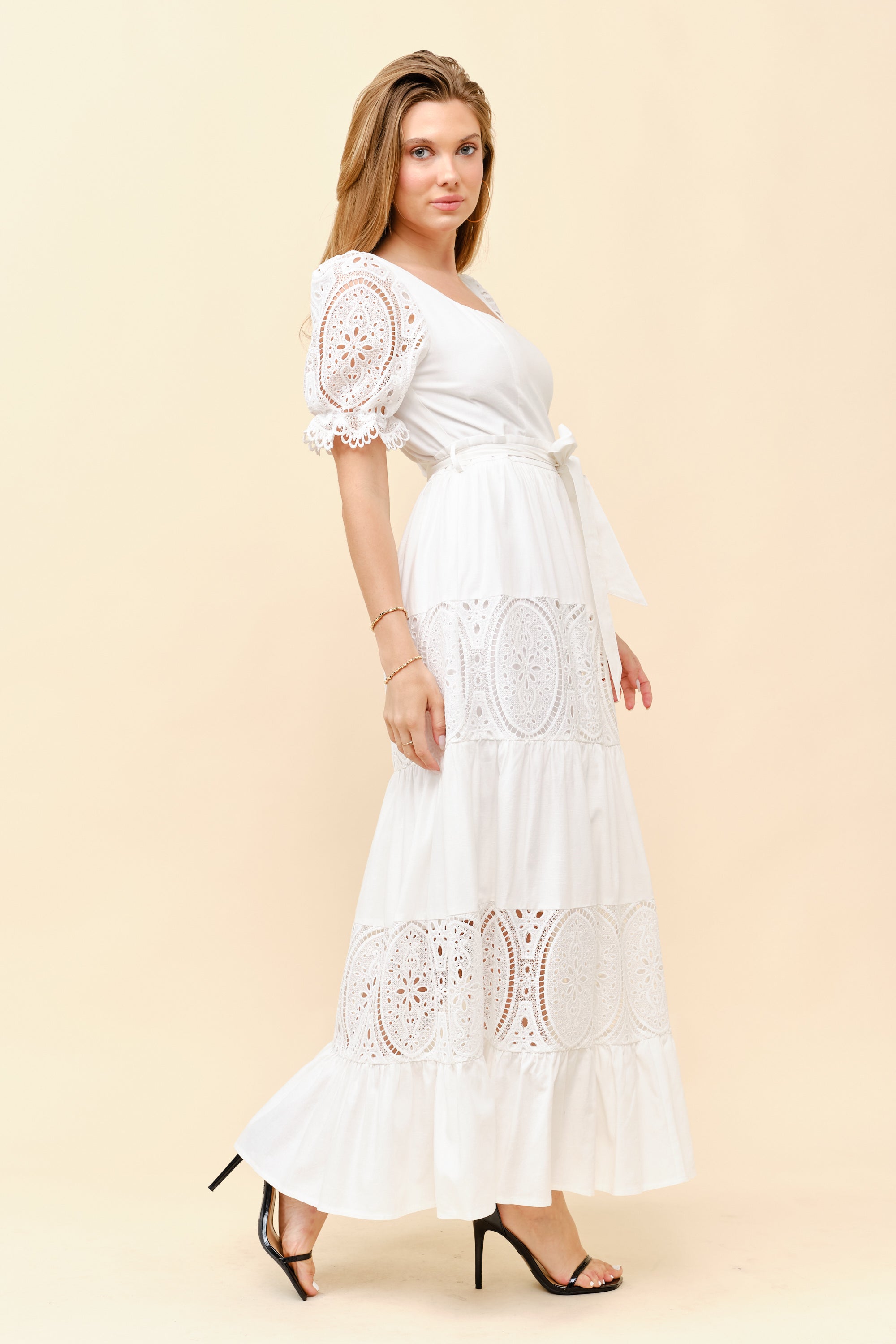 TCS2926- Flowy silhouette with a self-tie waist belt/ Pre-packed: S(2) – M(2) – L(2) – 6pcs