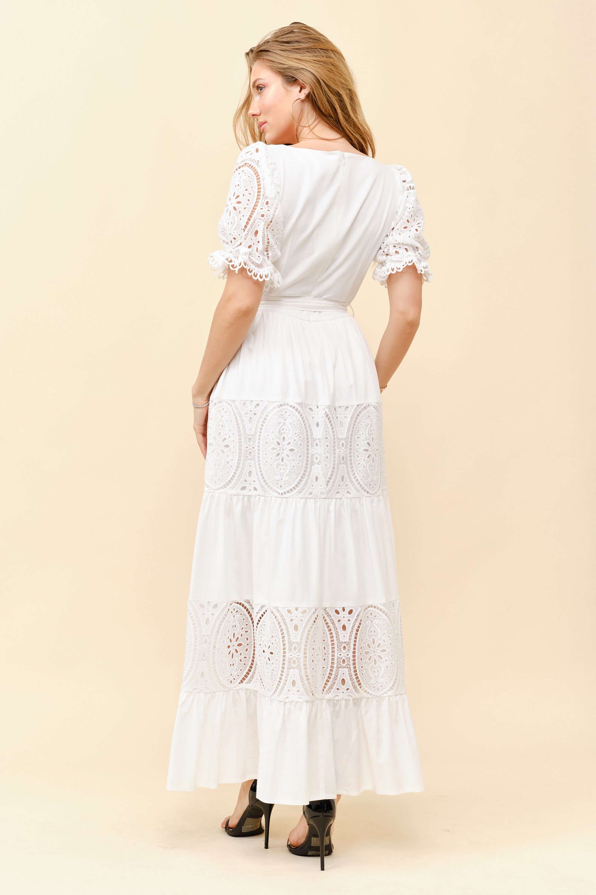 TCS2926- Flowy silhouette with a self-tie waist belt/ Pre-packed: S(2) – M(2) – L(2) – 6pcs