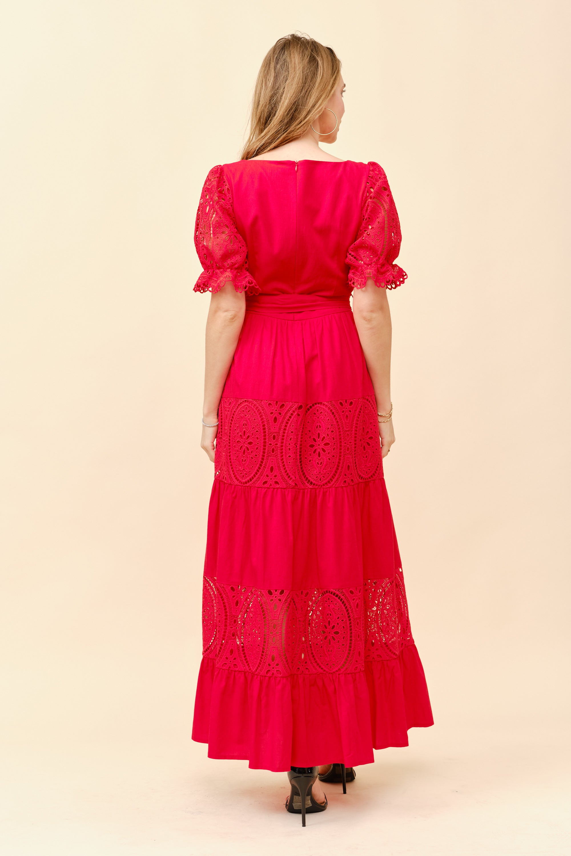 TCS2926- Flowy silhouette with a self-tie waist belt/ Pre-packed: S(2) – M(2) – L(2) – 6pcs